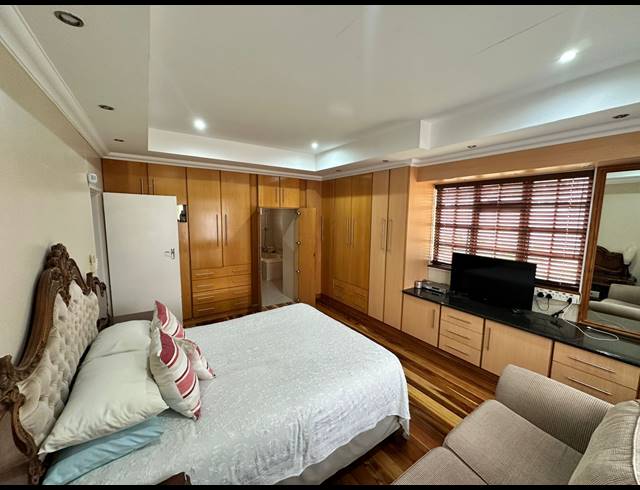 3 BEDROOM FREESTANDING FOR SALE IN EASTWOOD